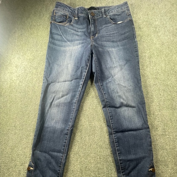 1822 Denim Denim - 1822 Denim Blue Skinny Jeans with Button-Hem Detail